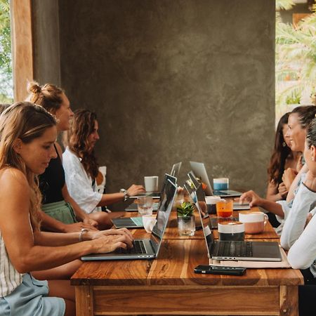 Waves & Wifi - Coworking & Coliving Space In Popoyo Salinas Zewnętrze zdjęcie